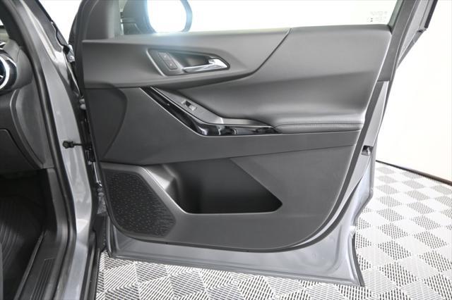 new 2026 Chevrolet Equinox car, priced at $33,188