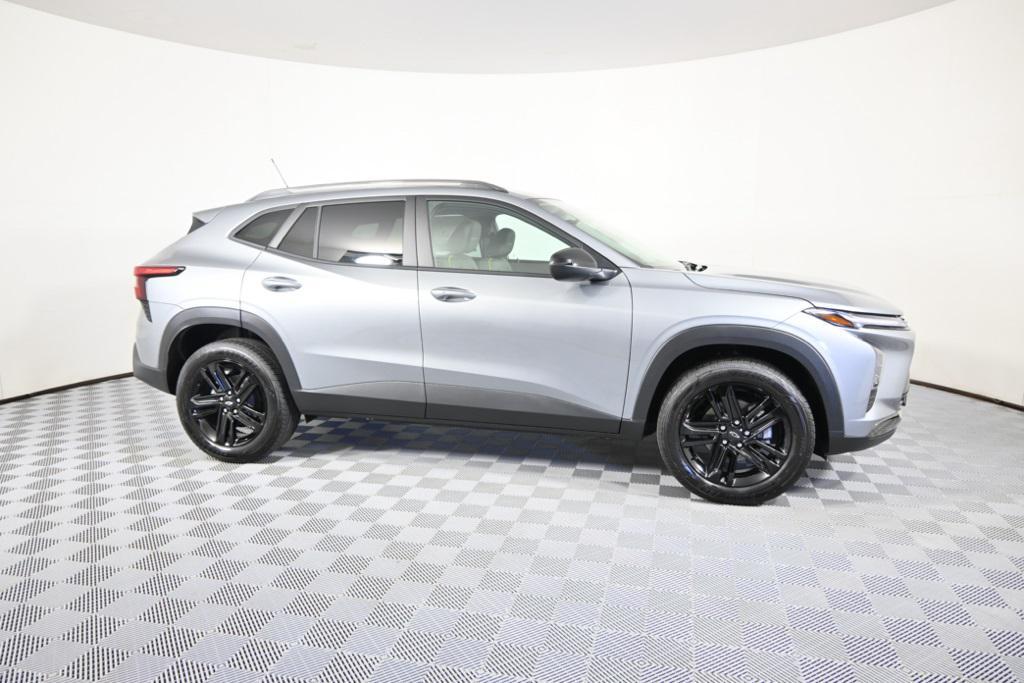 new 2025 Chevrolet Trax car, priced at $25,460