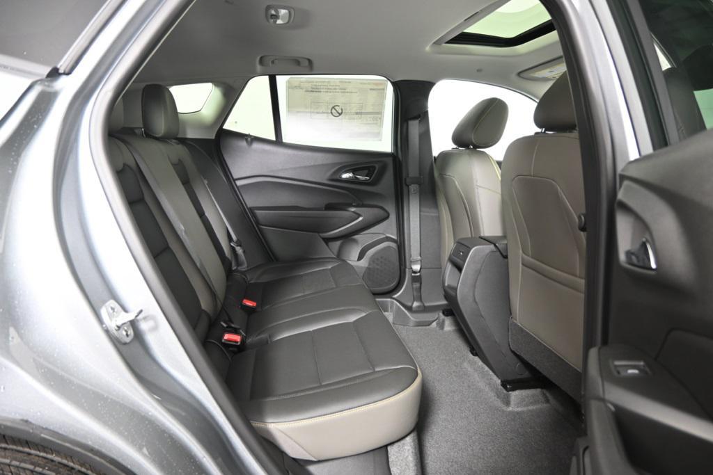 new 2025 Chevrolet Trax car, priced at $25,460