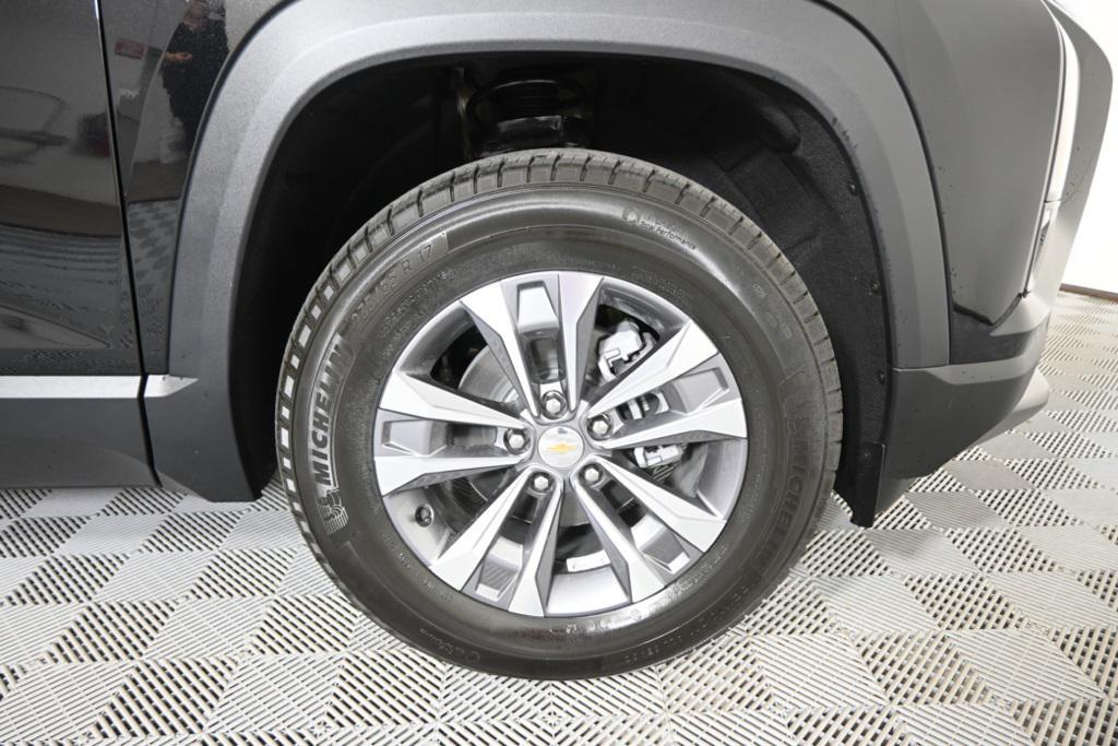 new 2026 Chevrolet Equinox car, priced at $32,634