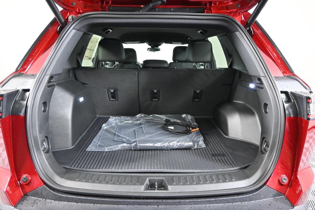 new 2026 Chevrolet Equinox car, priced at $32,927