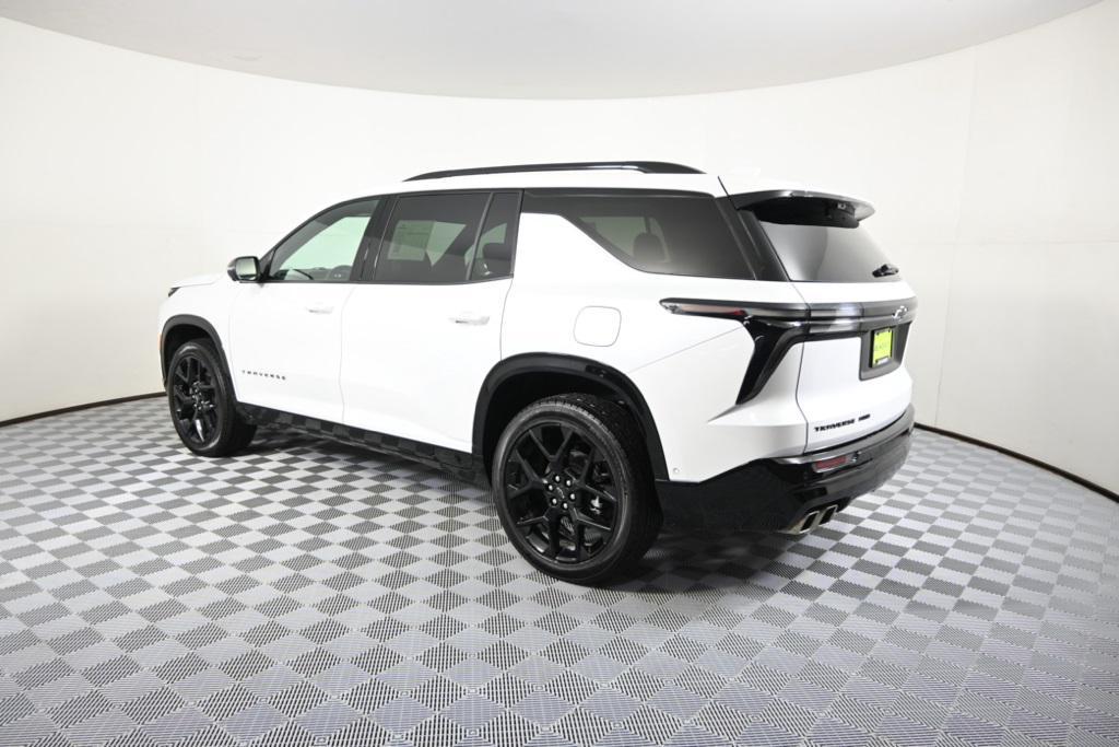 used 2024 Chevrolet Traverse car, priced at $50,979