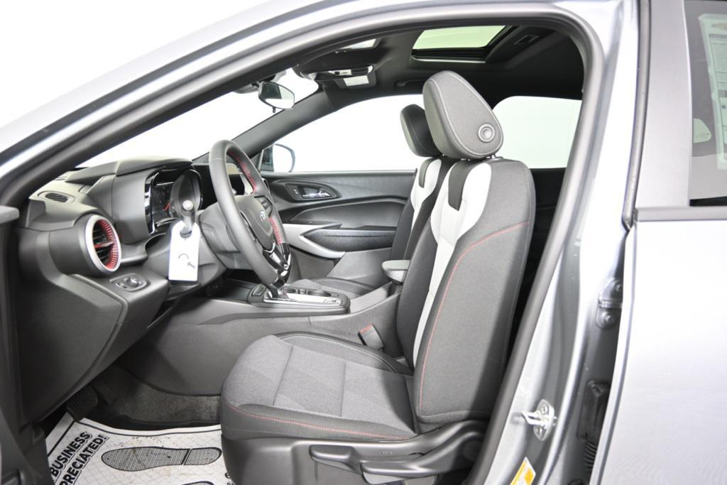 new 2025 Chevrolet Trax car, priced at $23,075