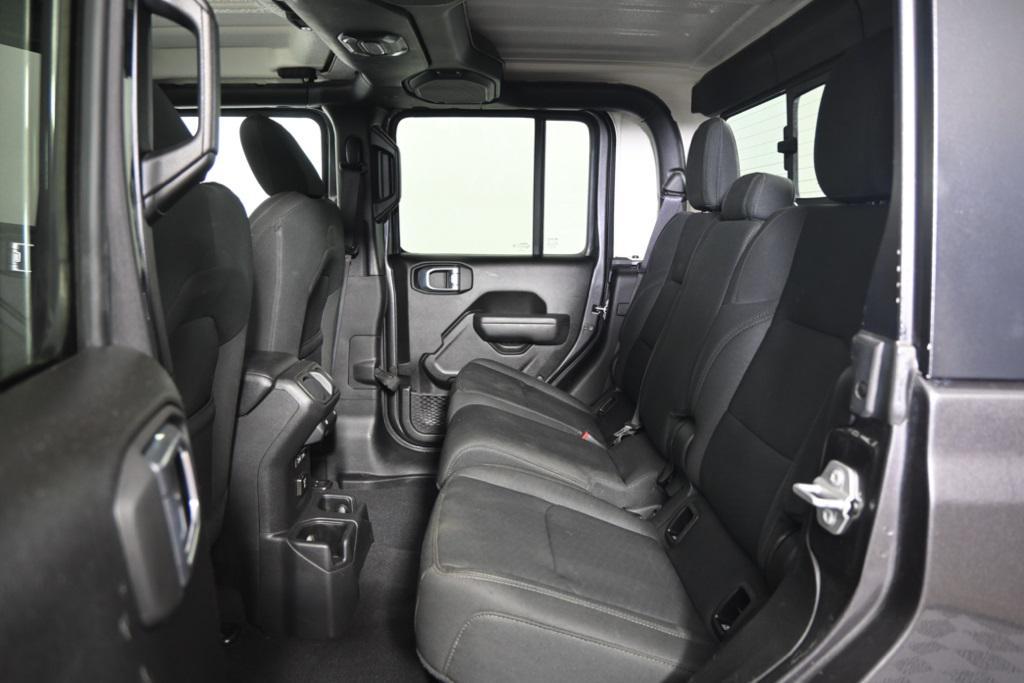 used 2022 Jeep Gladiator car, priced at $27,979