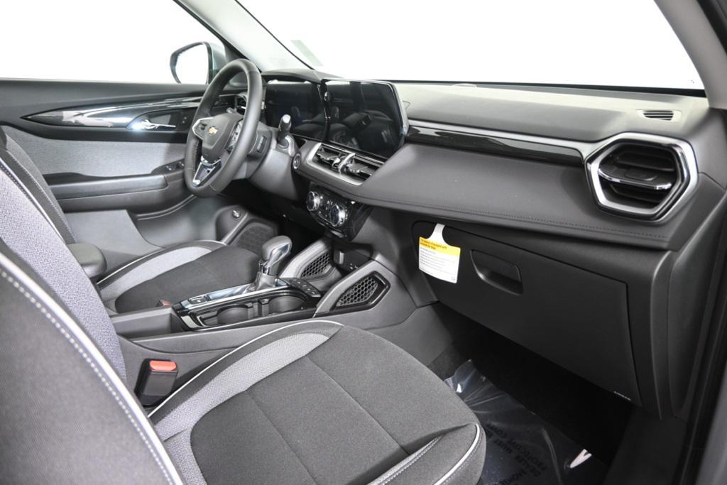 new 2026 Chevrolet TrailBlazer car, priced at $29,675