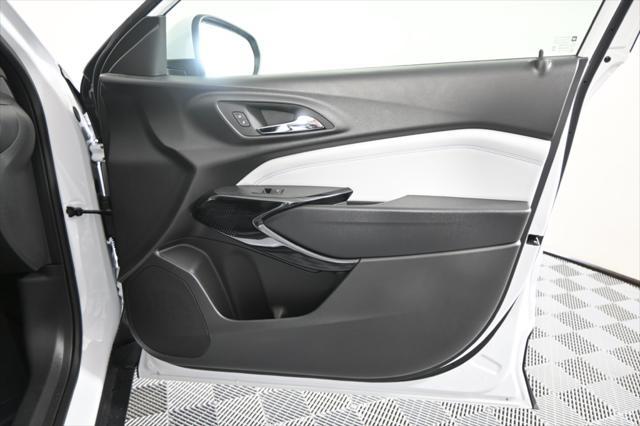 new 2025 Chevrolet Trax car, priced at $24,150