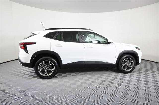 new 2025 Chevrolet Trax car, priced at $24,150