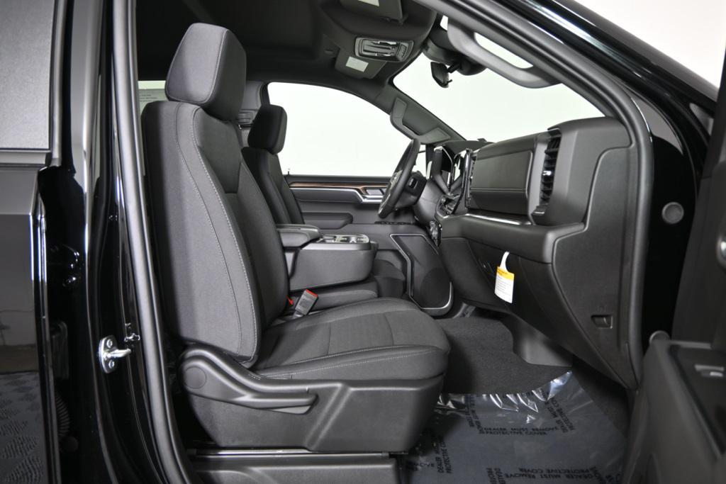 new 2025 Chevrolet Silverado 1500 car, priced at $47,895