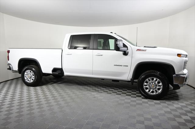 new 2025 Chevrolet Silverado 3500 car, priced at $60,595