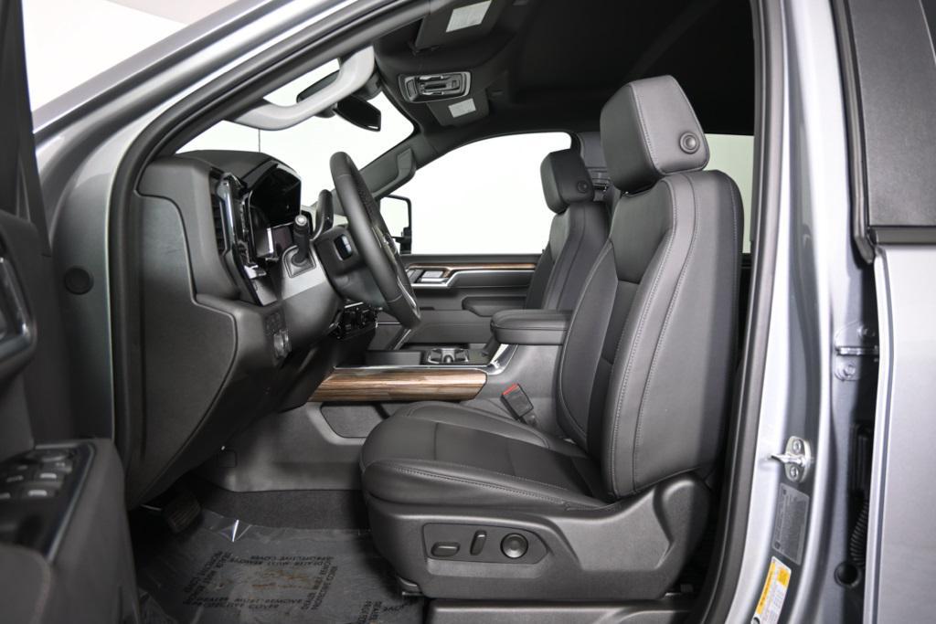 new 2026 Chevrolet Silverado 3500 car, priced at $76,135