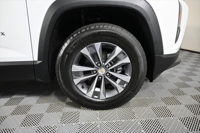 new 2026 Chevrolet Equinox car, priced at $33,188