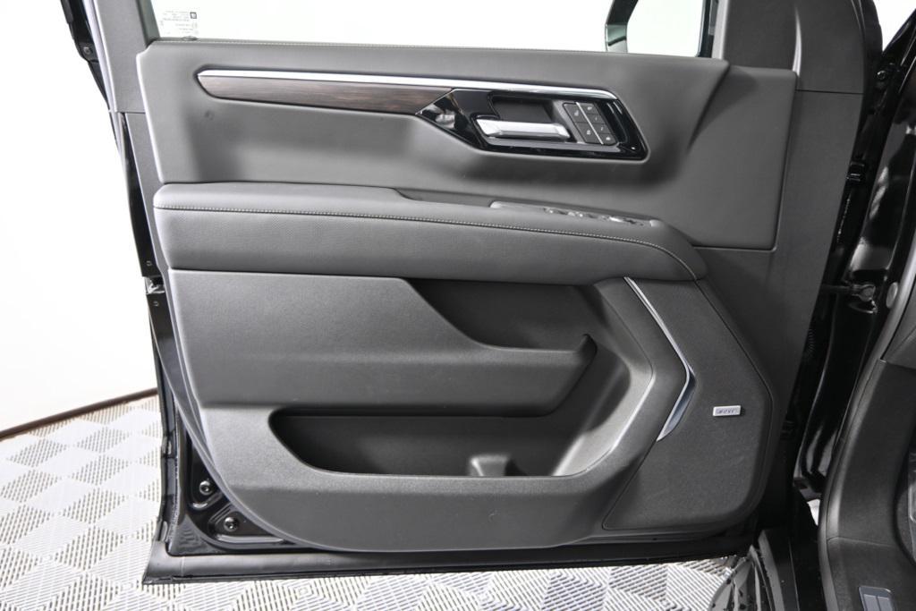 new 2026 Chevrolet Suburban car, priced at $87,840