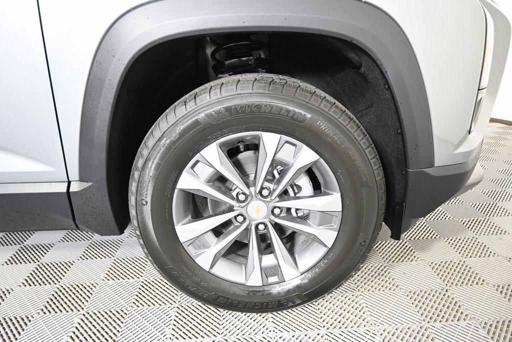 new 2026 Chevrolet Equinox car, priced at $32,180