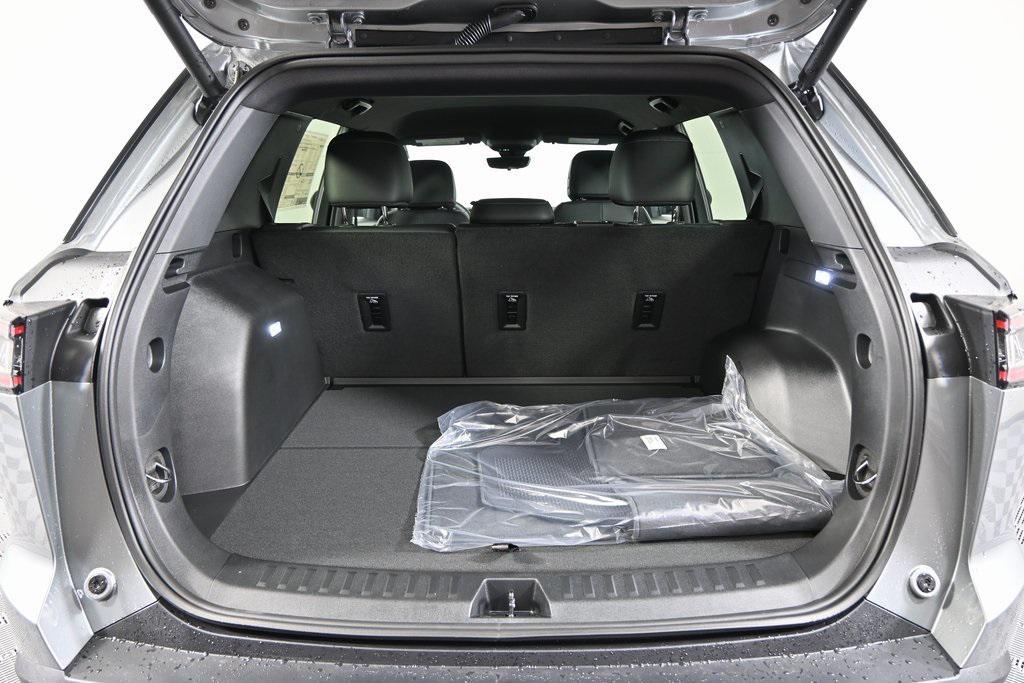 new 2026 Chevrolet Equinox car, priced at $32,180