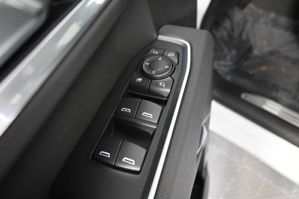 new 2025 Chevrolet Silverado 2500 car, priced at $61,930