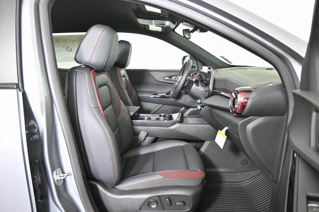 new 2026 Chevrolet Equinox car, priced at $35,289