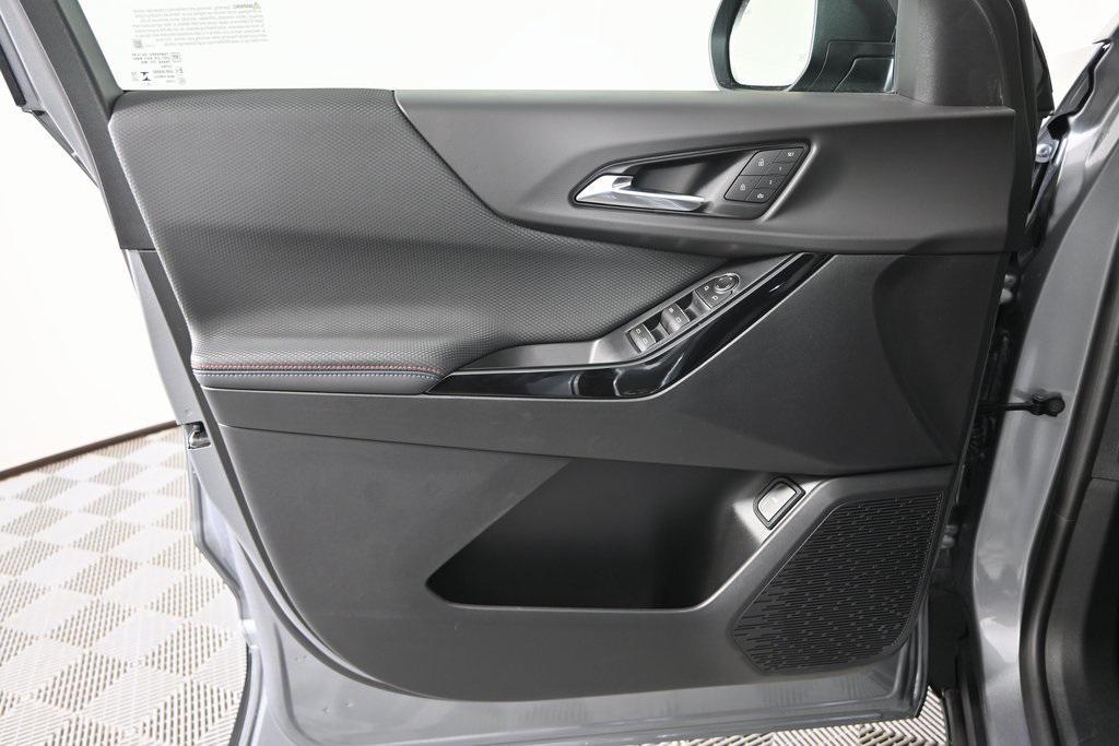 new 2026 Chevrolet Equinox car, priced at $35,289