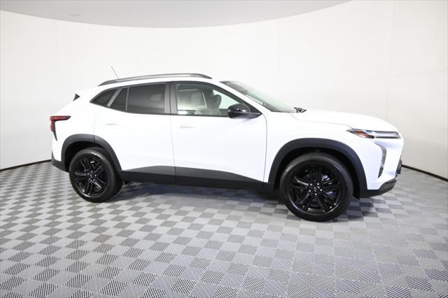 new 2025 Chevrolet Trax car, priced at $24,815
