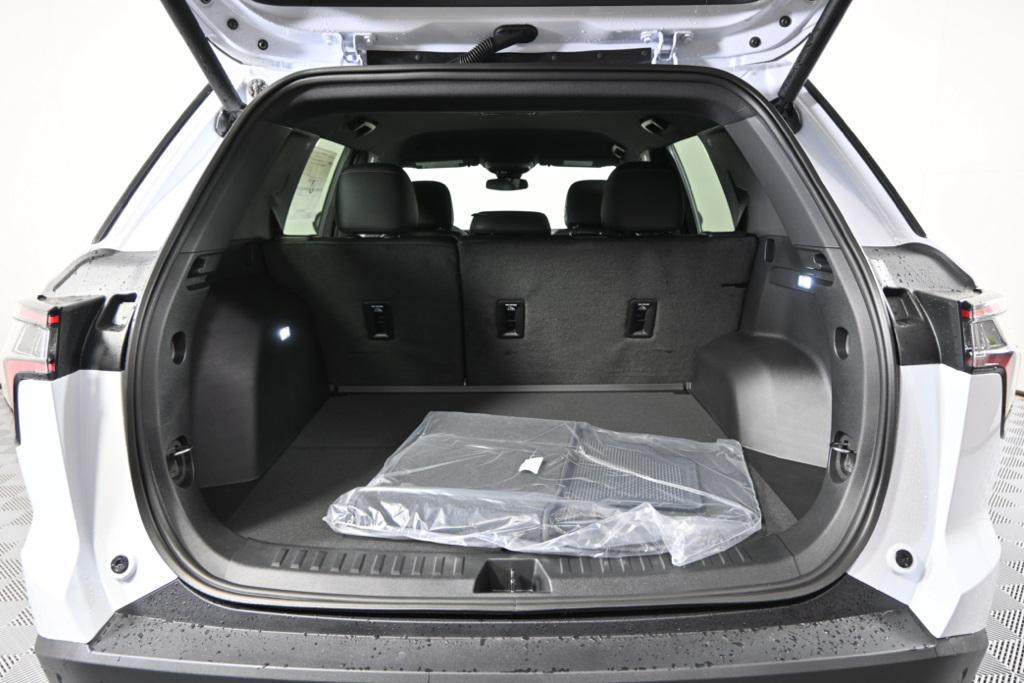 new 2026 Chevrolet Equinox car, priced at $36,193