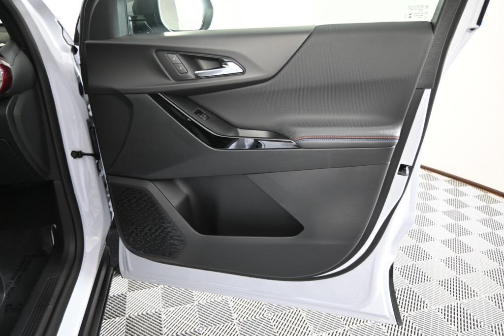 new 2026 Chevrolet Equinox car, priced at $36,193