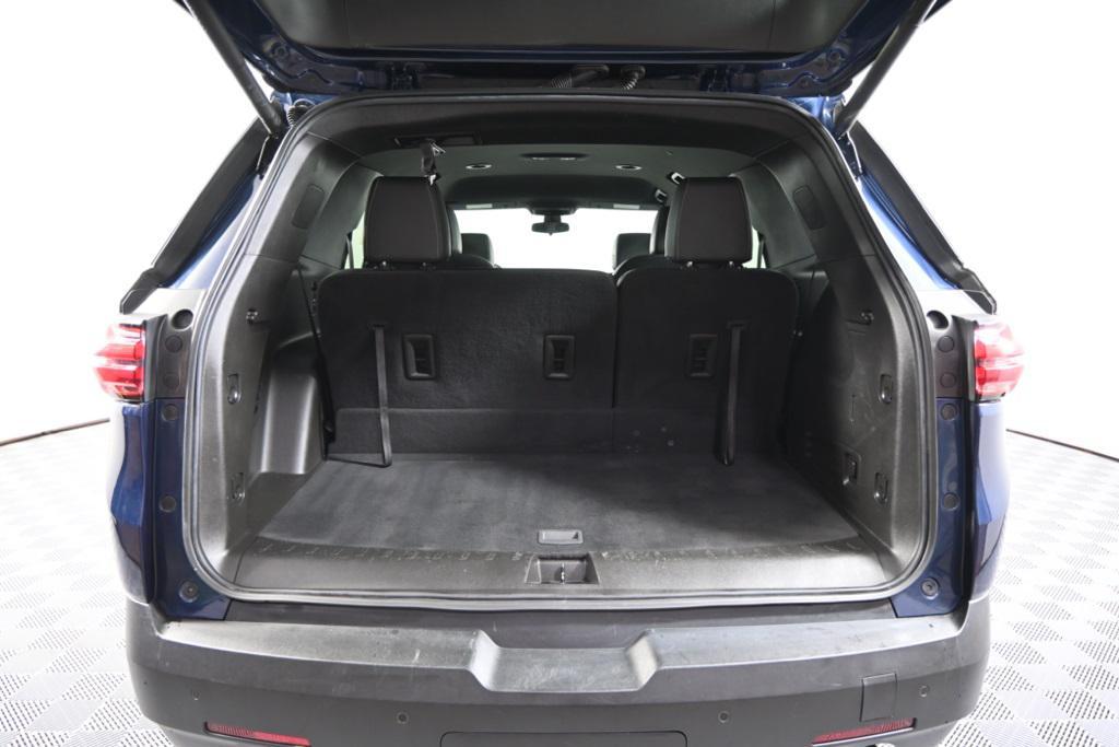 used 2022 Chevrolet Traverse car, priced at $25,579