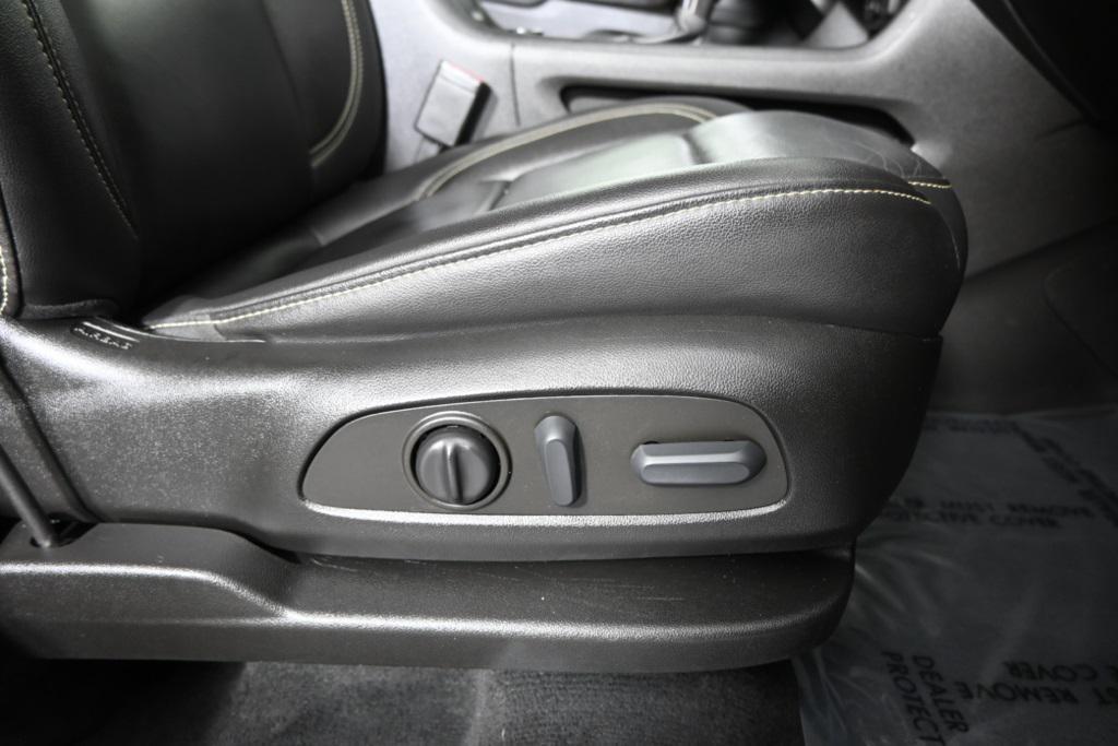 used 2022 Chevrolet Traverse car, priced at $25,579