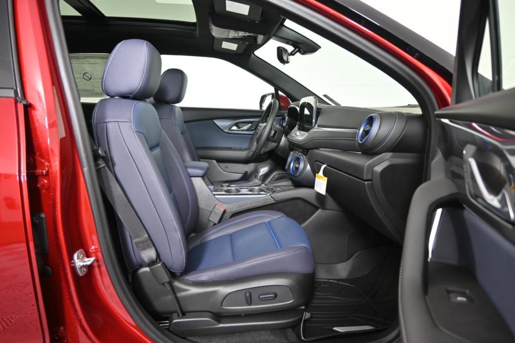 new 2025 Chevrolet Blazer car, priced at $49,555
