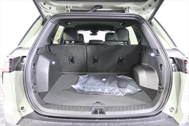 new 2026 Chevrolet Equinox car, priced at $33,336