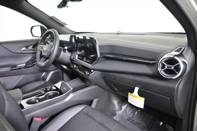 new 2026 Chevrolet Equinox car, priced at $33,336