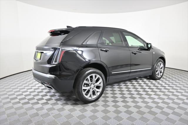 used 2021 Cadillac XT5 car, priced at $35,997