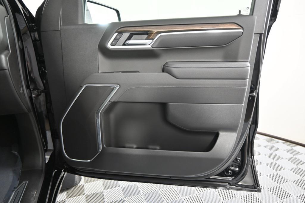 new 2025 Chevrolet Silverado 1500 car, priced at $47,495
