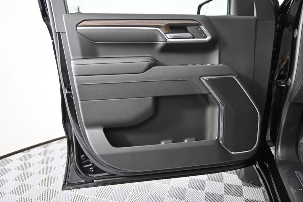 new 2025 Chevrolet Silverado 1500 car, priced at $47,495