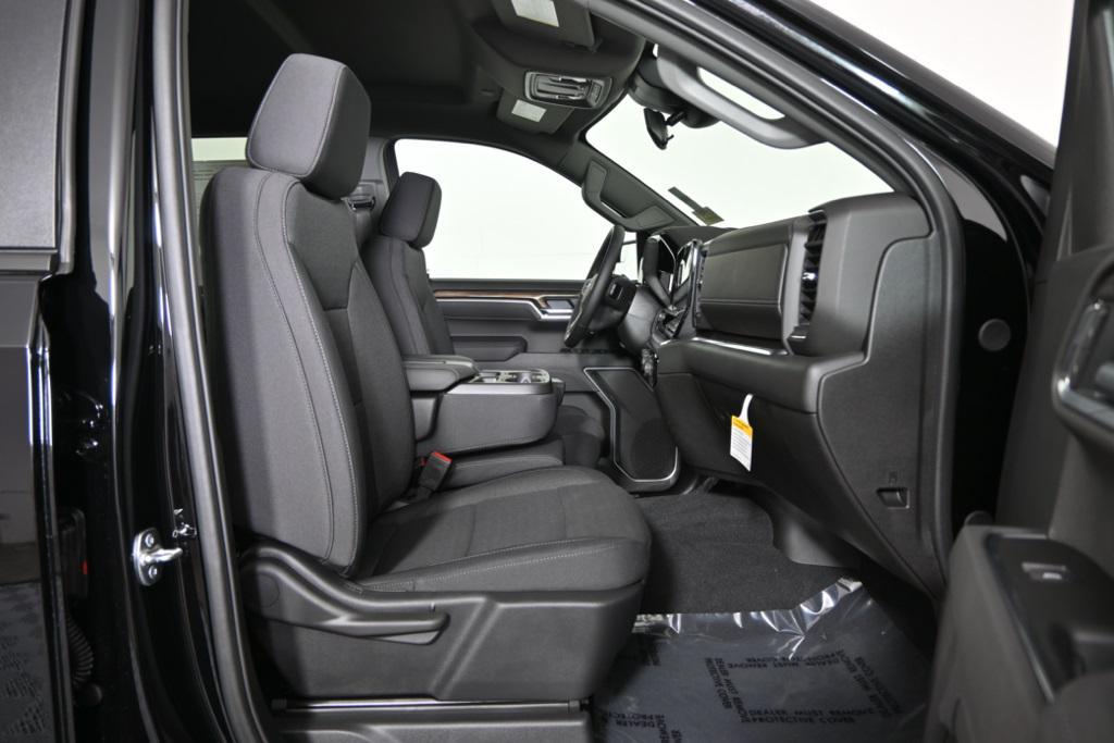 new 2025 Chevrolet Silverado 1500 car, priced at $47,495