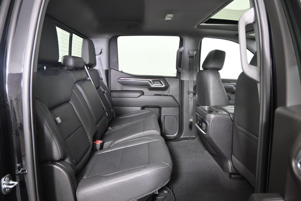 used 2022 Chevrolet Silverado 1500 car, priced at $41,997