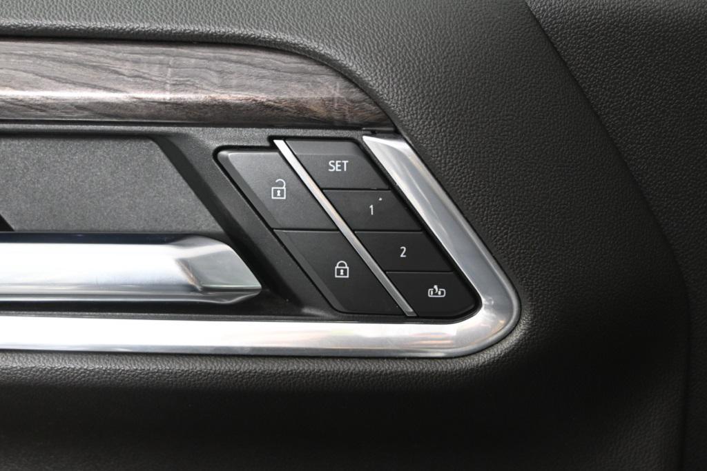 used 2022 Chevrolet Silverado 1500 car, priced at $41,997