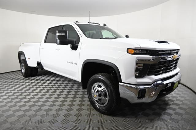 new 2025 Chevrolet Silverado 3500 car, priced at $71,105