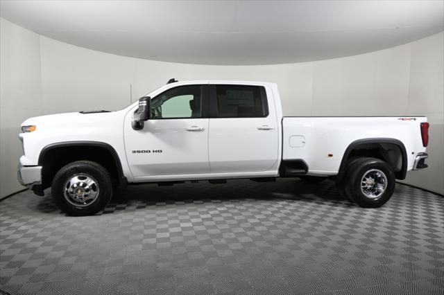 new 2025 Chevrolet Silverado 3500 car, priced at $71,105