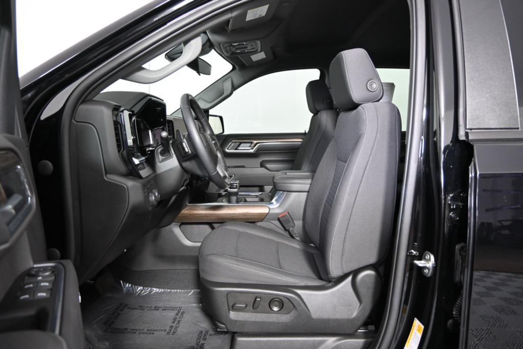 used 2022 Chevrolet Silverado 1500 car, priced at $43,979