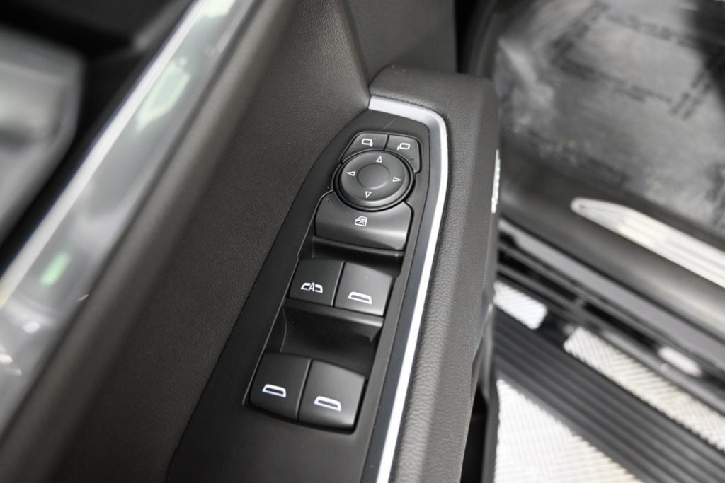 used 2022 Chevrolet Silverado 1500 car, priced at $43,979