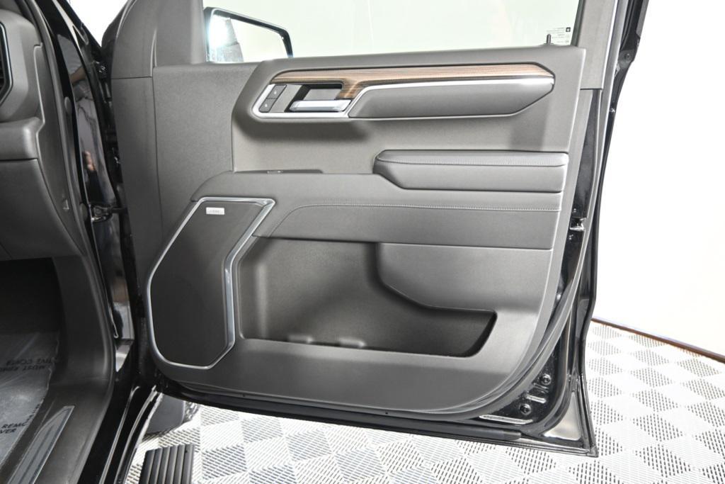 used 2022 Chevrolet Silverado 1500 car, priced at $43,979