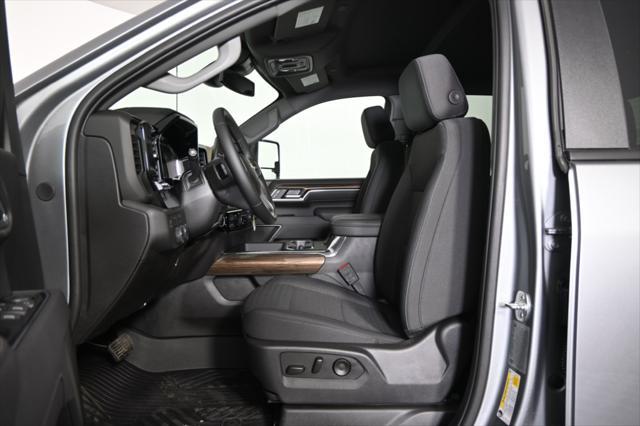 new 2025 Chevrolet Silverado 3500 car, priced at $73,220
