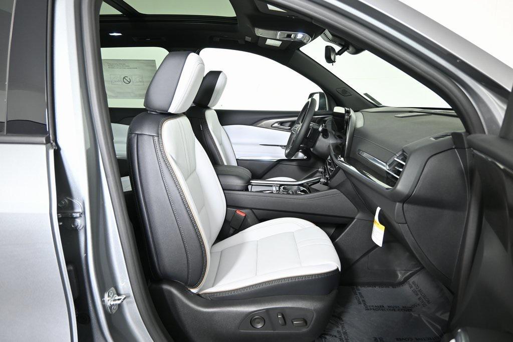 new 2026 Chevrolet Traverse car, priced at $59,295