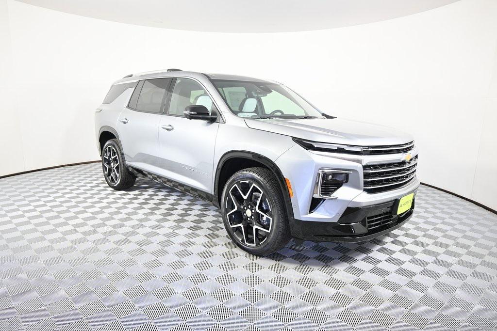new 2026 Chevrolet Traverse car, priced at $59,295