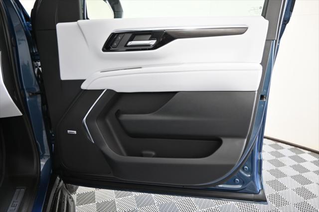 new 2025 Chevrolet Suburban car, priced at $79,190