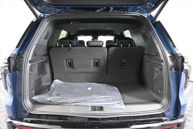 new 2025 Chevrolet Traverse car, priced at $56,545