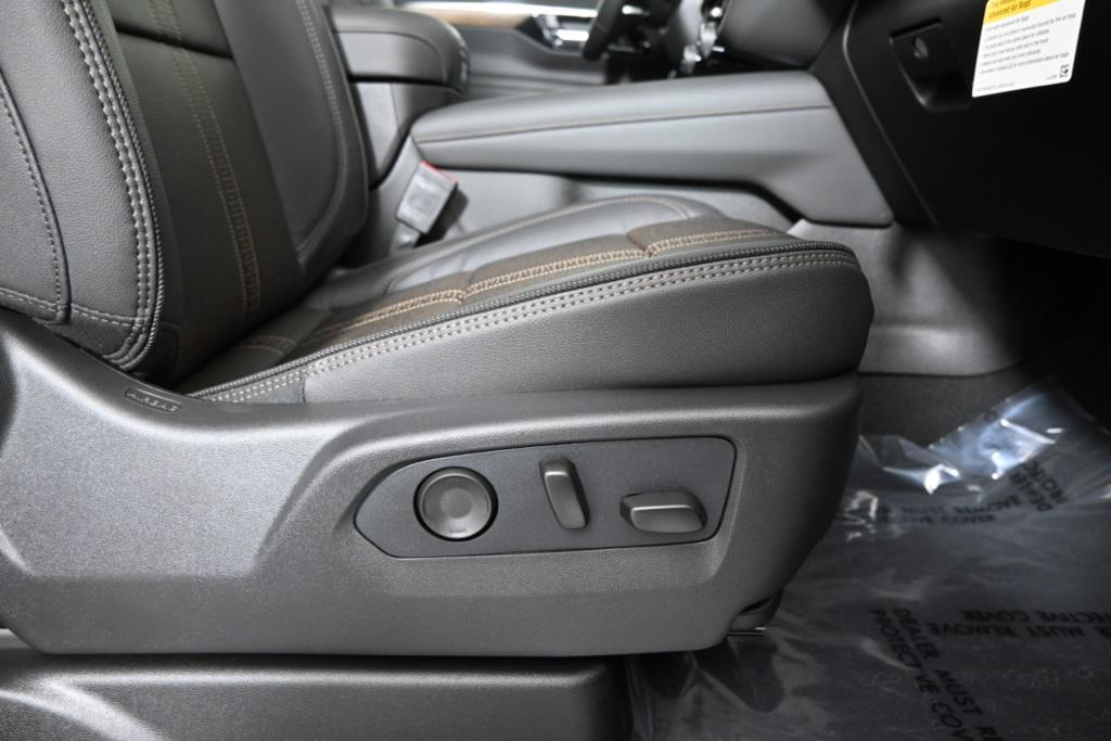 new 2026 Chevrolet Suburban car, priced at $93,605