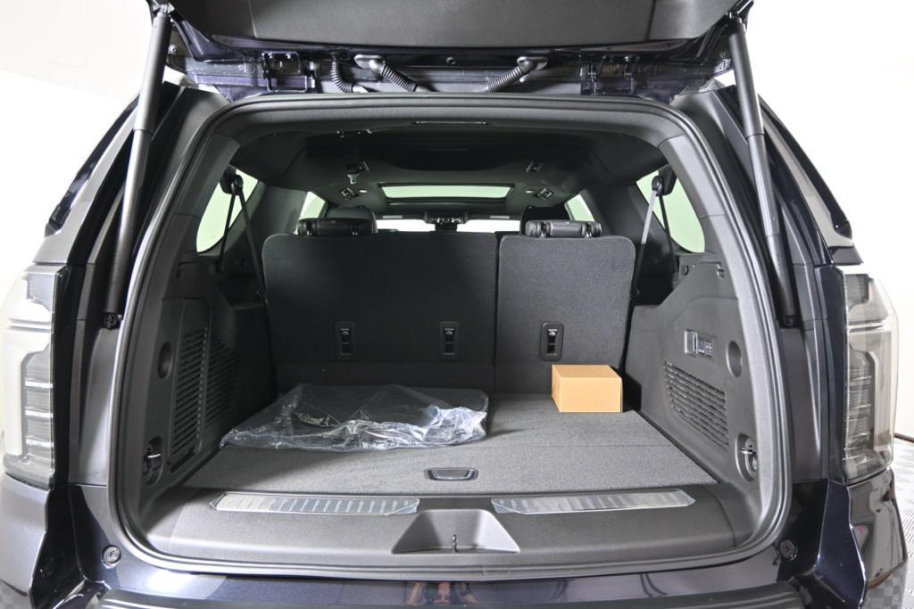 new 2026 Chevrolet Suburban car, priced at $93,605