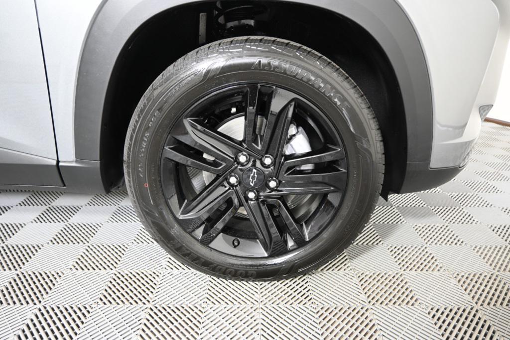 new 2025 Chevrolet Trax car, priced at $25,460
