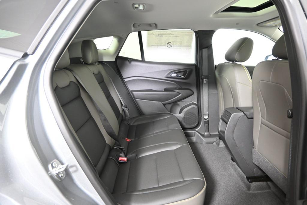 new 2025 Chevrolet Trax car, priced at $25,460