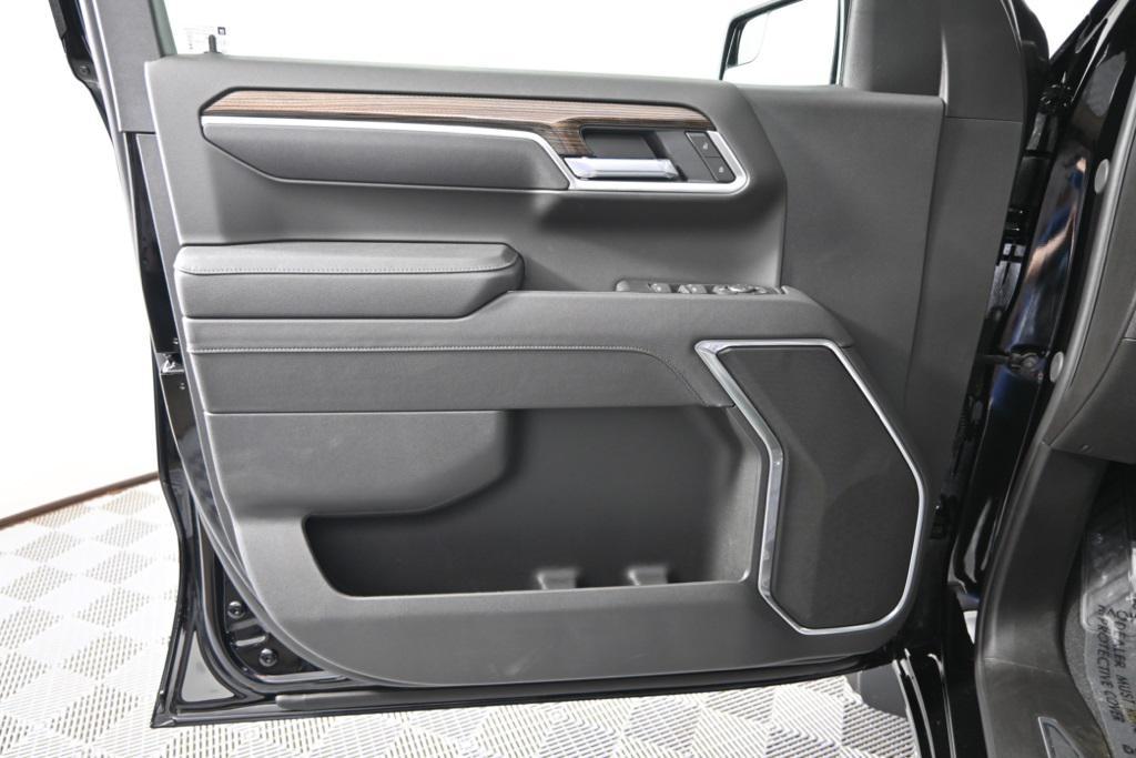 new 2026 Chevrolet Silverado 1500 car, priced at $52,295